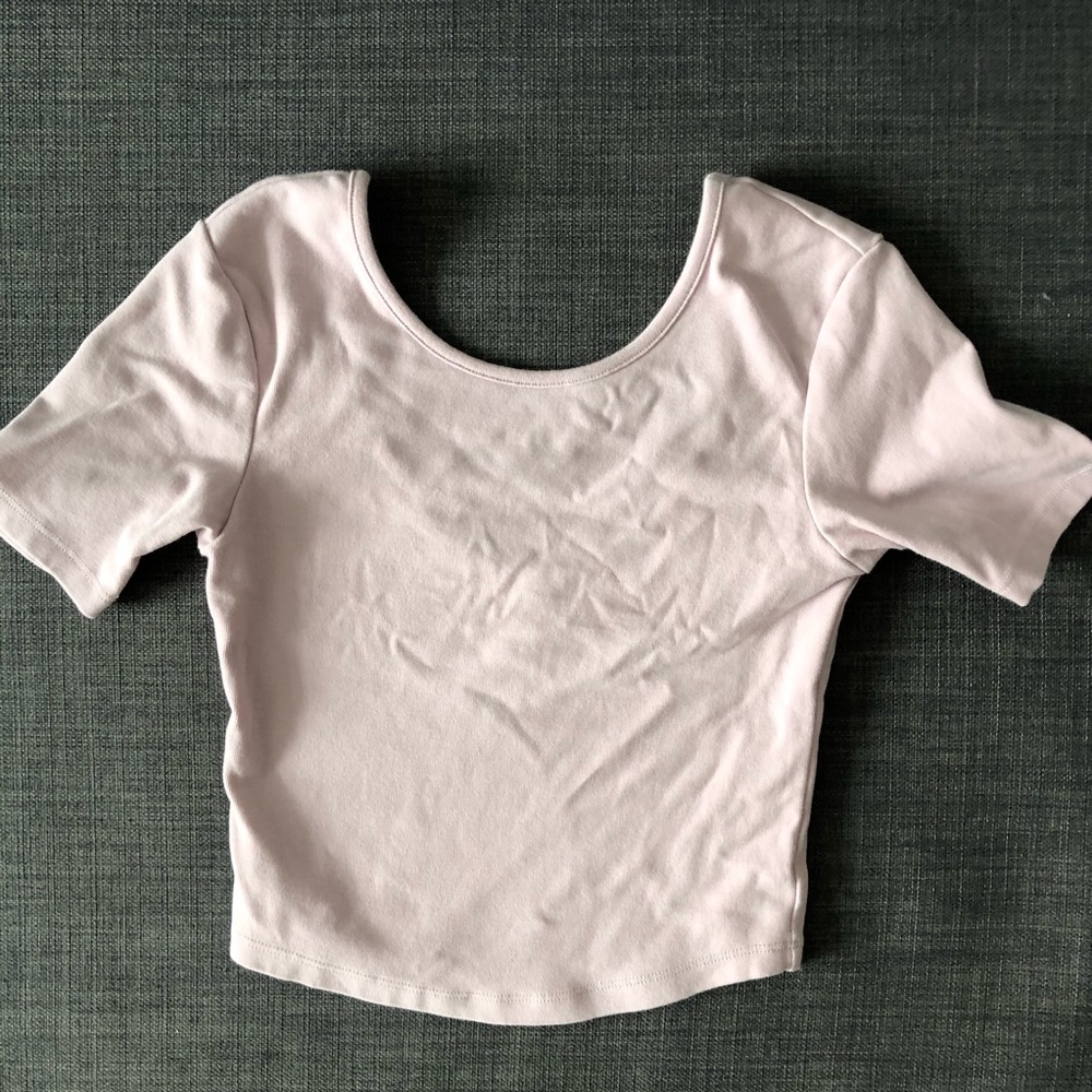Aritzia Sunday Best Light Lilac Crop Top